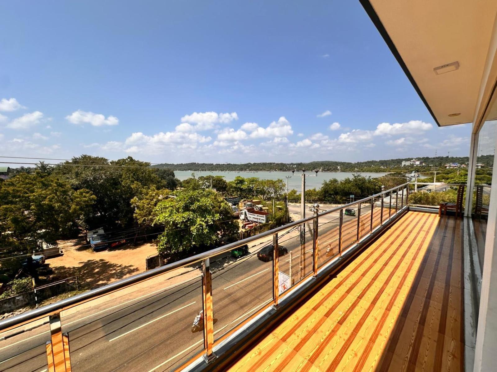 Holiday Villa Trincomalee Ngoại thất bức ảnh