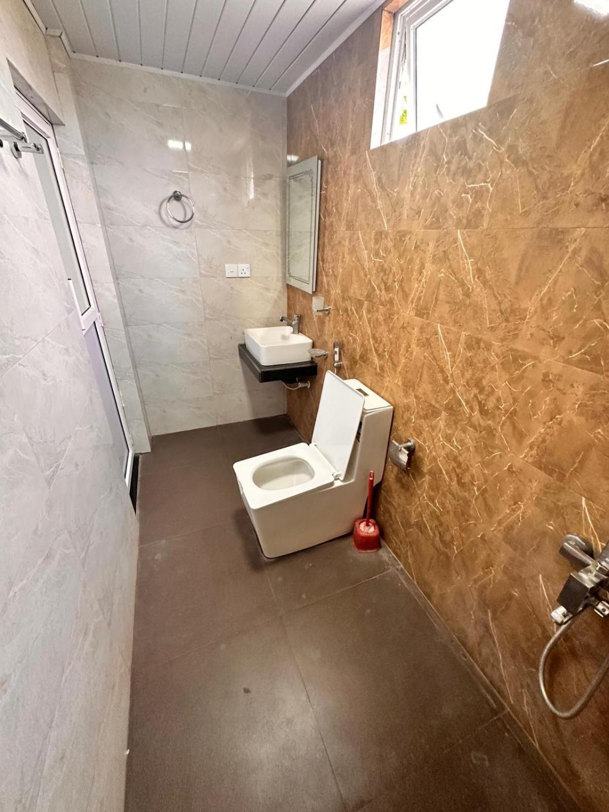 Holiday Villa Trincomalee Ngoại thất bức ảnh