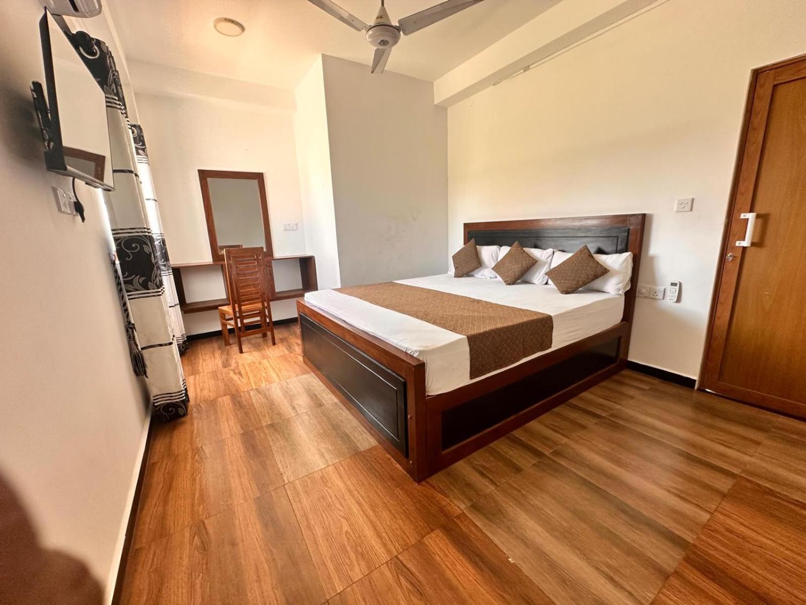 Holiday Villa Trincomalee Ngoại thất bức ảnh