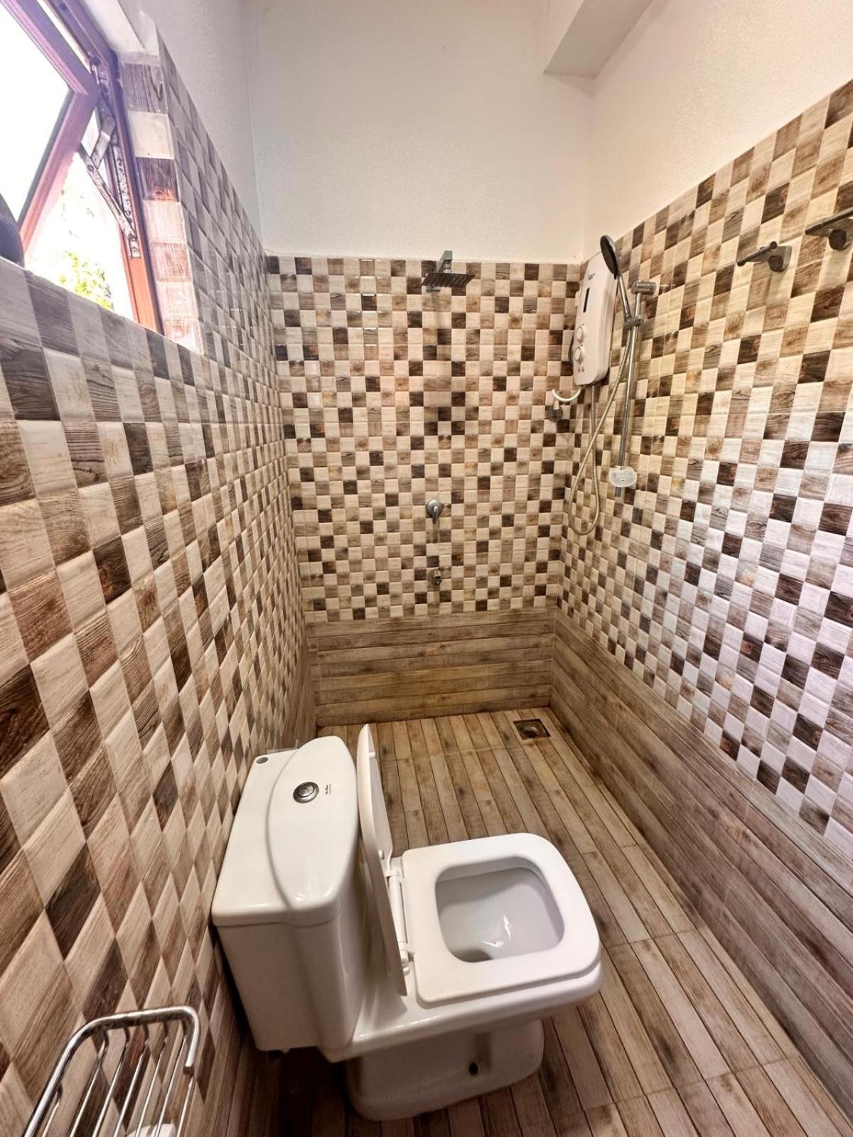 Holiday Villa Trincomalee Ngoại thất bức ảnh