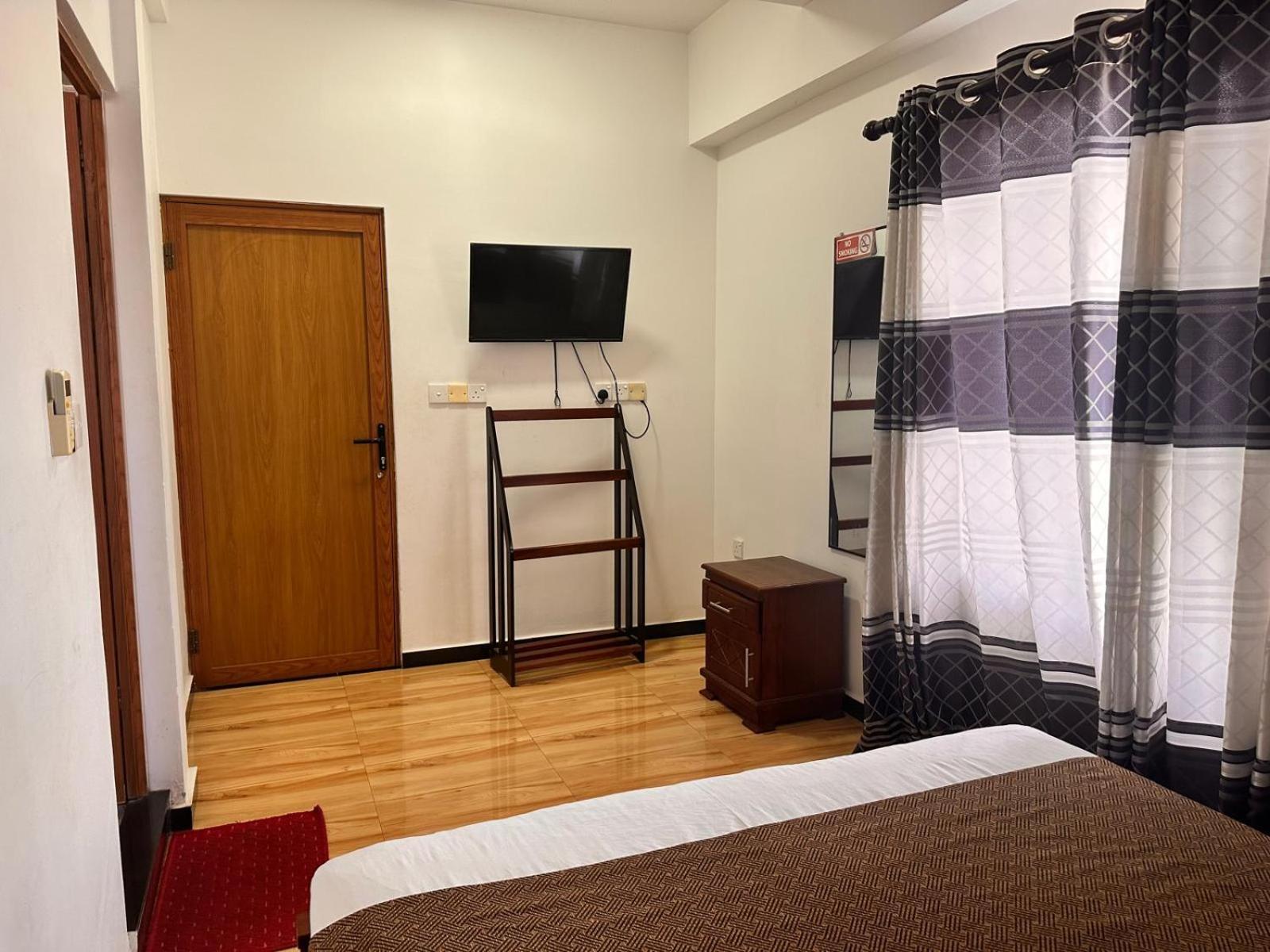 Holiday Villa Trincomalee Ngoại thất bức ảnh